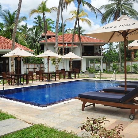 Helis Place Bed and Breakfast Unawatuna Esterno foto