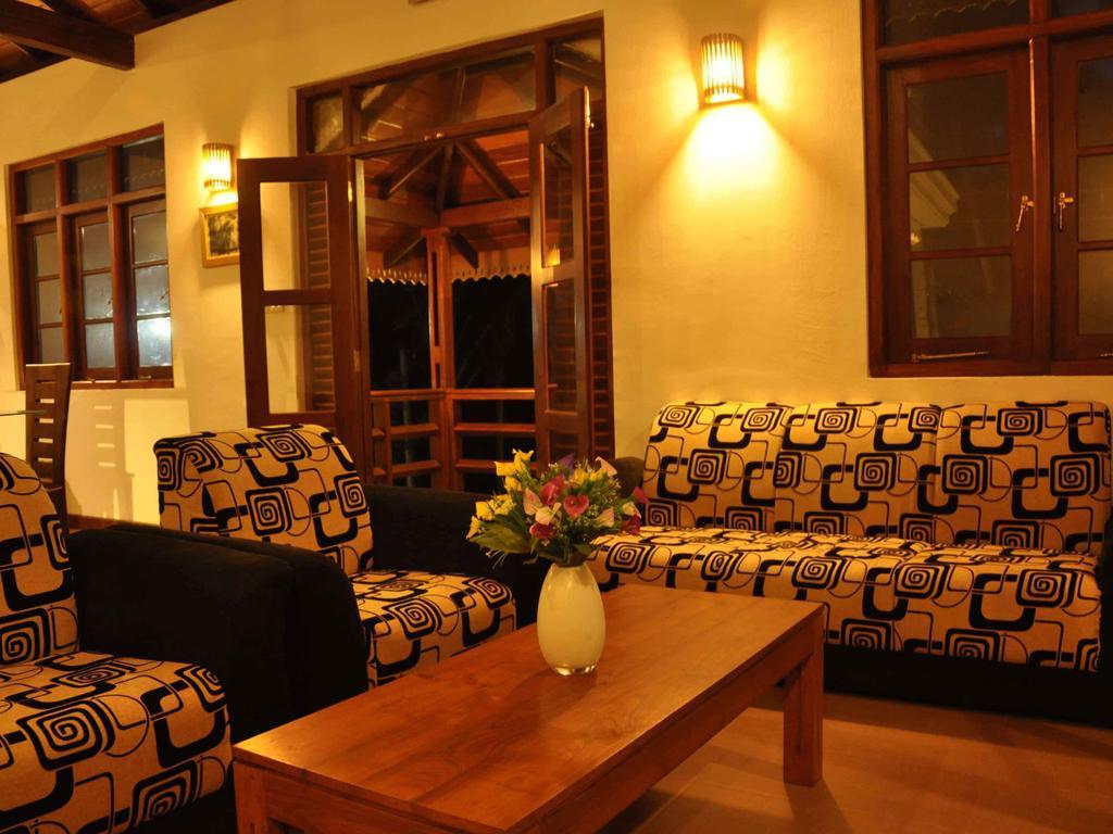 Helis Place Bed and Breakfast Unawatuna Esterno foto