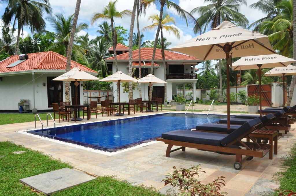 Helis Place Bed and Breakfast Unawatuna Esterno foto